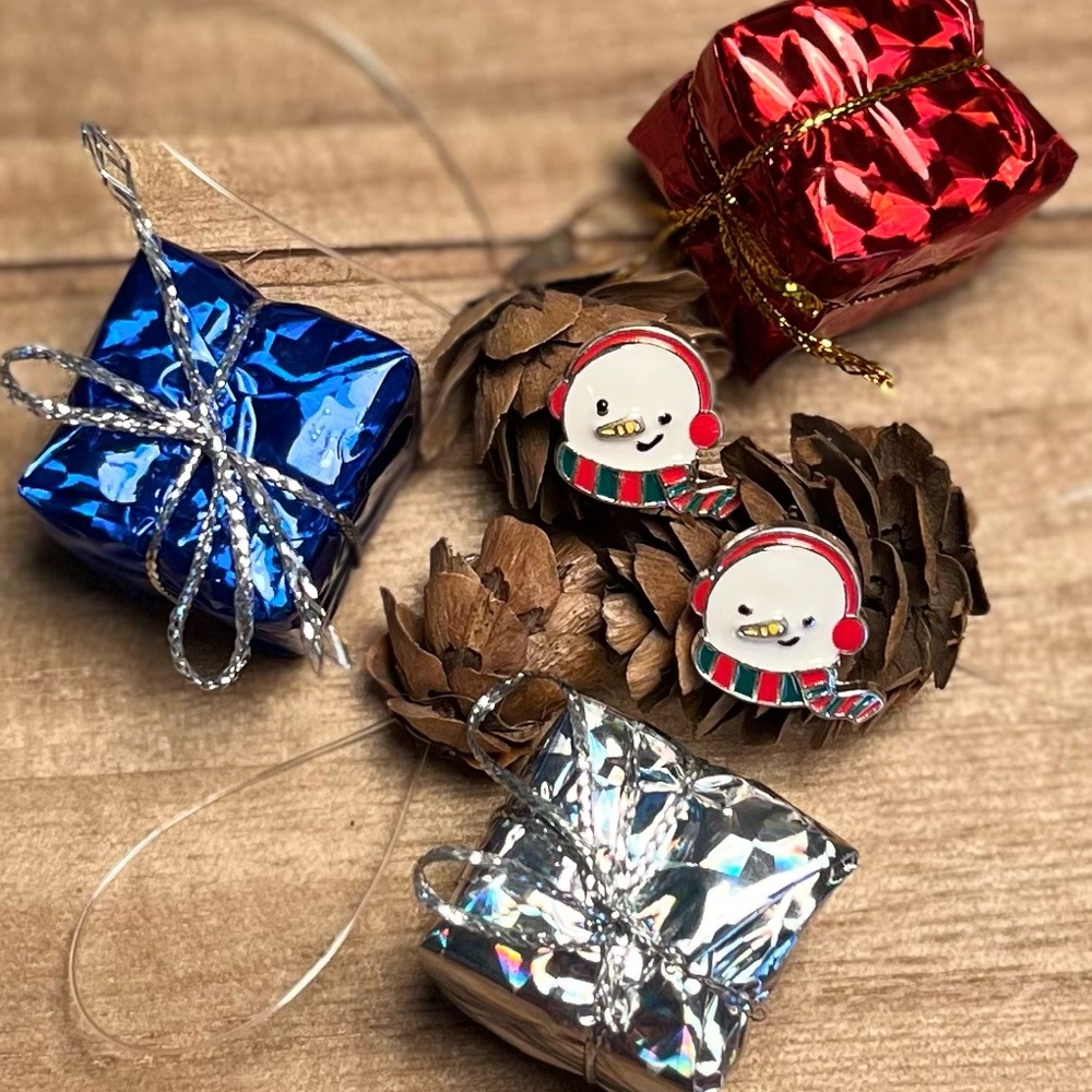 Snowman earrings